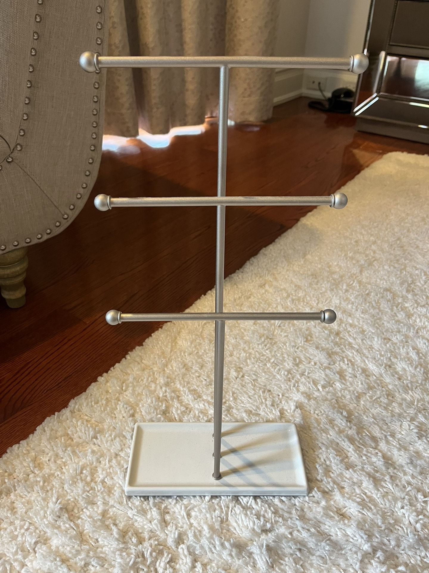 Umbra 3 Tier Jewlery Stand
