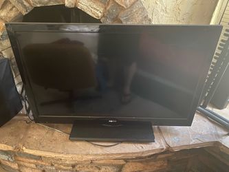 Sanyo 33” TV