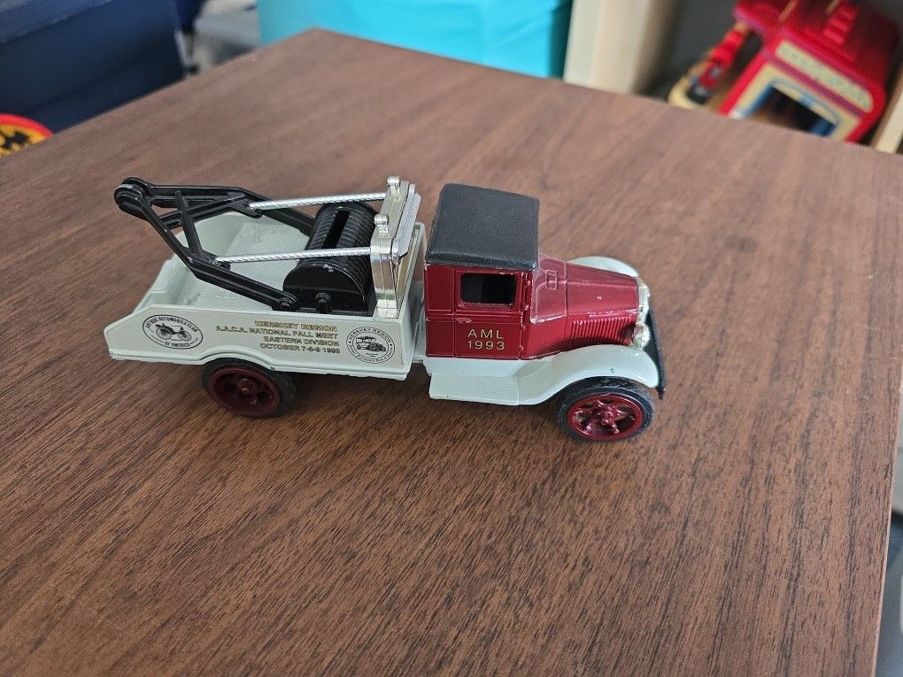 1993 Toy Bank Truck