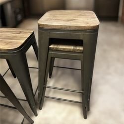 Metal Bar Stools With Wooden Seat Set Of 4