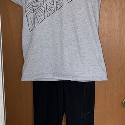 Mens Small Nike Shirt And Pants
