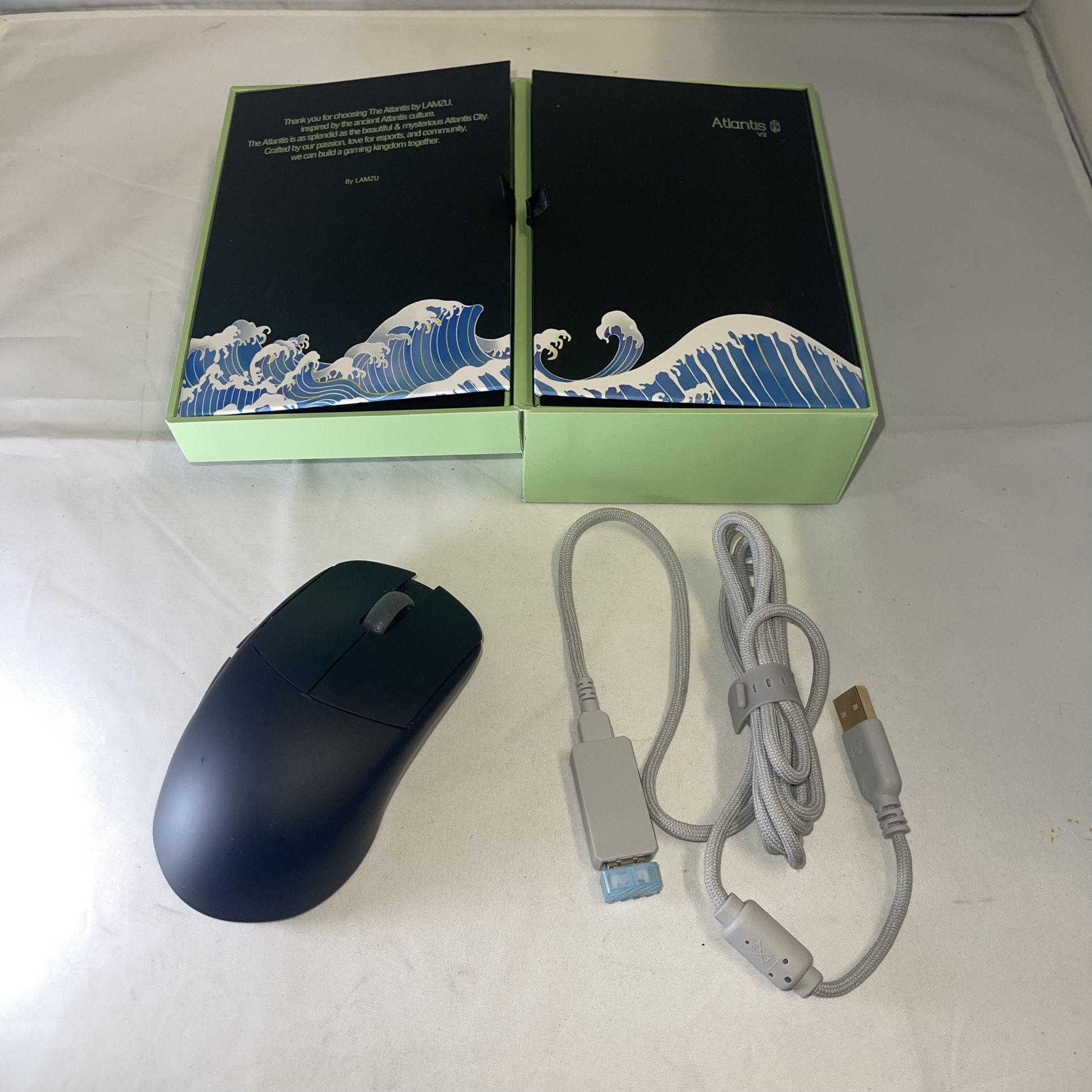 Lamzu Atlantis V2 Pro Mouse