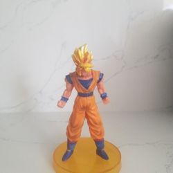 Goku Super Saiyan Figure
