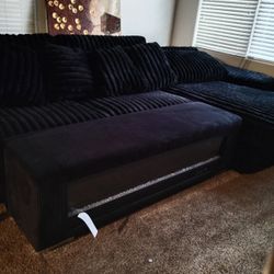 Hole Loving Room Bed Room And Beautiful Portraits And Pictures Glass Tables With Brand New Rugs And I Must Go Storage Unit Must Be Empty Brand New Eve