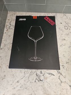Wine Glasses (NEW, IN BOX!)