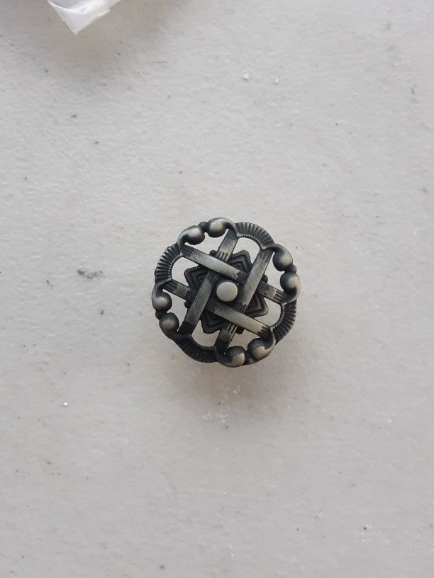 Numerous Miscellaneous Brand New Kitchen Cabinet Pull Out Knobs And Handles