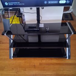 TV STAND And DVD Player And Antenna 📡 With Remotes