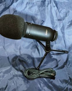 Aukey USB Condenser Microphone with Stand & popper stopper $20