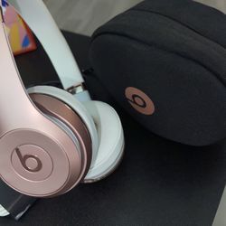 Rose Gold Beats Solo 3 Wireless