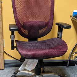 Staples Hyken Mesh Ergonomic Chair