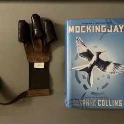 Mocking Jay Book And Finger Protecting For Bow And Arrow 