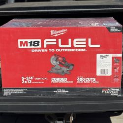 New Milwaukee M18 FUEL 18V 10″ Cordless Dual Bevel Sliding Compound Miter Saw Kit (w/ 8.0Ah Battery)