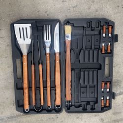 18 PIECE GOURMET STAINLESS STEEL BBQ TOOL SET