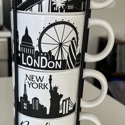 Cool Cityscapes Mug Set w/ Stand