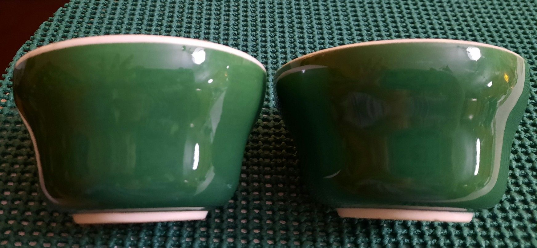 St Patrick's ☘Green☘ (2) Jackson Restaurant Ware Small Bowls 