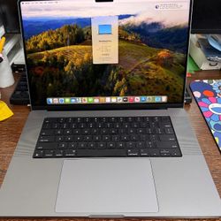 Apple MacBook Pro 16" (M1 Max 32 Cores, 32GB Ram, 512GB SSD)