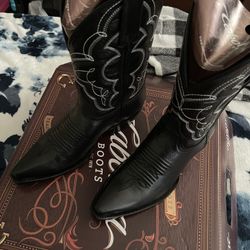 Woman Cowboy Boots 