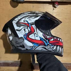 Motorcycle helmet medium 