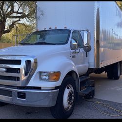 Ford 2006 Box Moving Truck 26feet