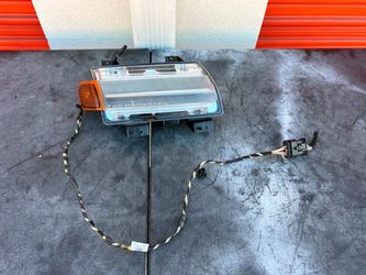 2018 -2019- 2020 JEEP WRANGLER RIGHT PASSENGER LED TURN SIGNAL OEM