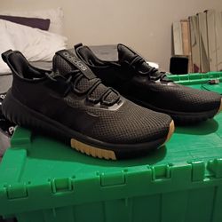 ADIDAS SIZE 11 NEW NEVER WORN