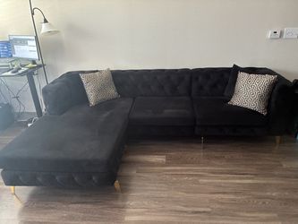 Black Velvet L-Shaped Sectional Sofa w/ Chaise
