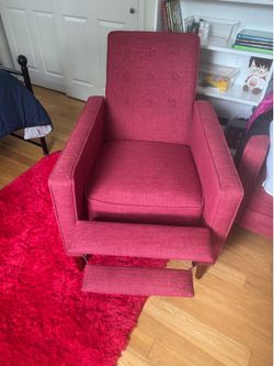 Recliner chairs