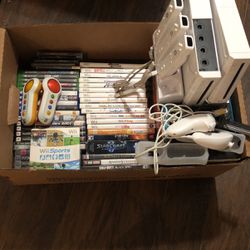 Huge Videogame Lot. Everything Must Go.