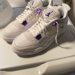 Jordan 4 Metallic Purple