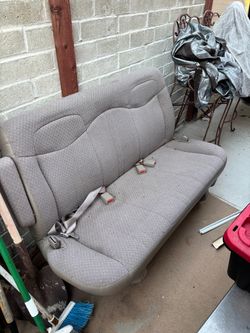 Bench seat