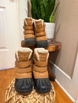 Kids snow boots