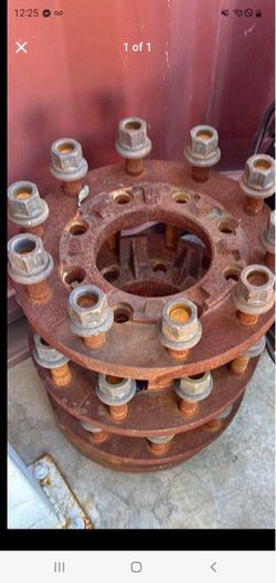 Dually adapters 8 lug to 10 lug trade for Chevy adapters these for ford