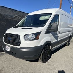 2018 Ford Transit Medium 