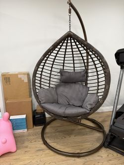 Egg Shape Swing Chair For Indoor And Outdoor