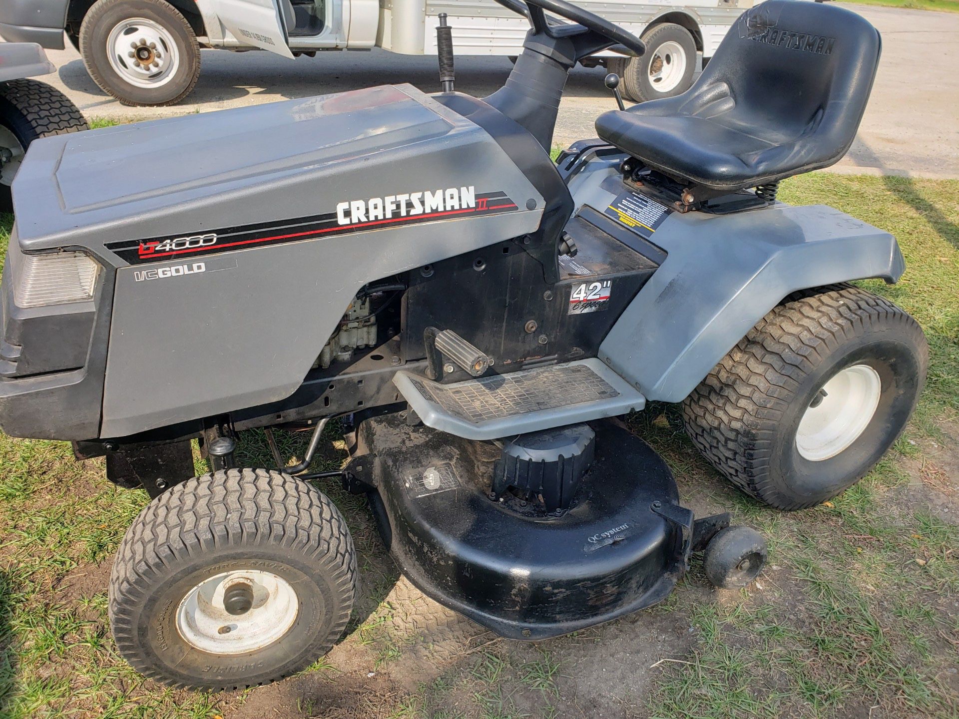 Craftsman 42inch tractor riding mower.
