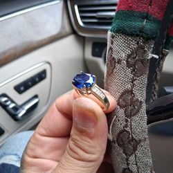10K Sapphire Ring 