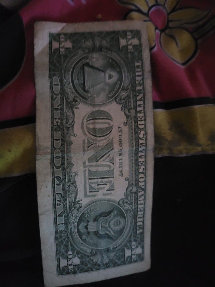 1 Dollars 