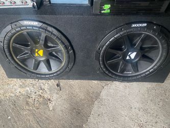Planet Auto 1500 Wats kickers 12” and radio   Every thing works