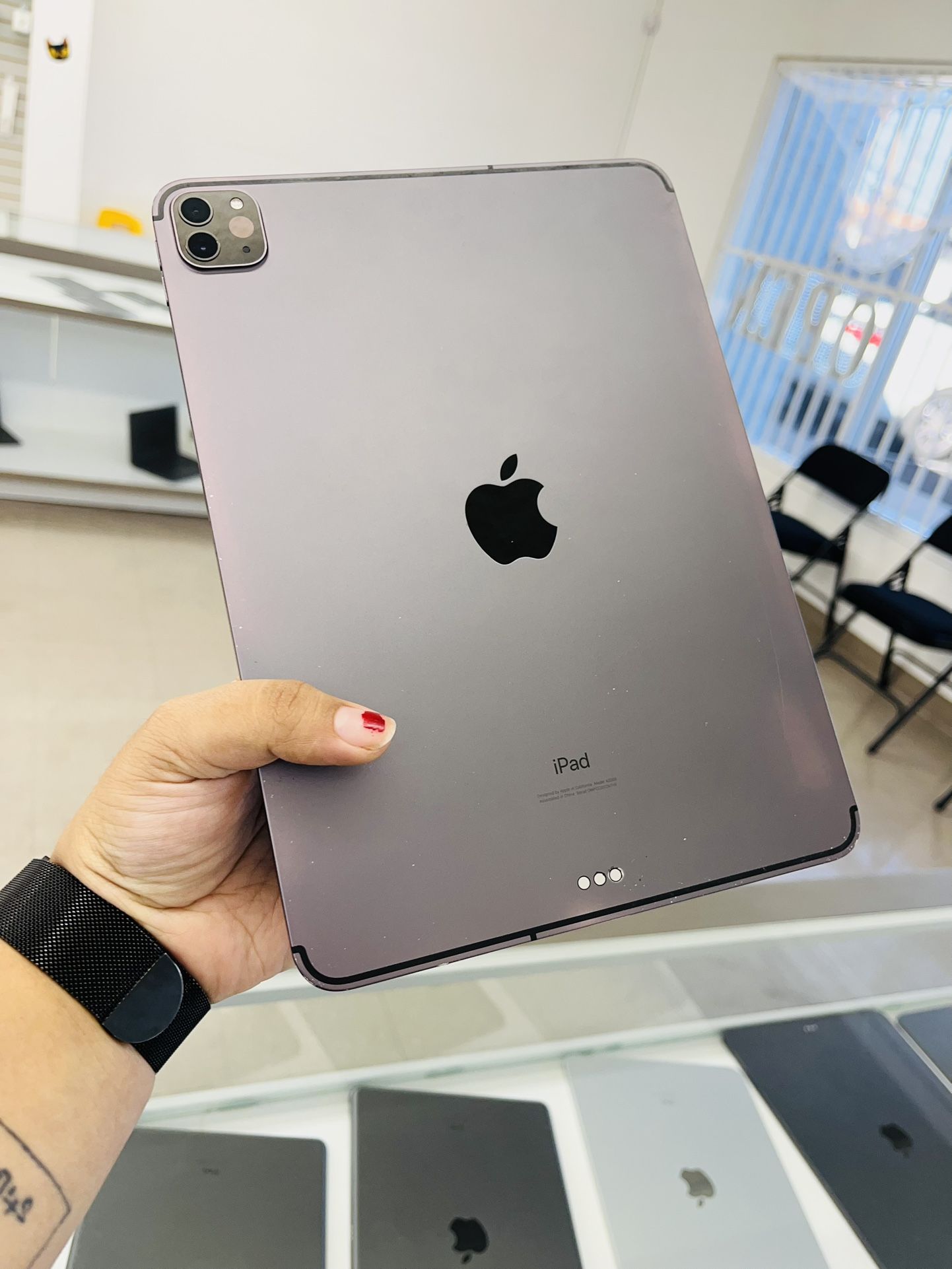 iPad Pro 2nd Gen 11inch 1tb WiFi And LTE