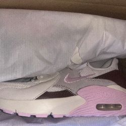 Women's Nike Air Max Excee sneakers