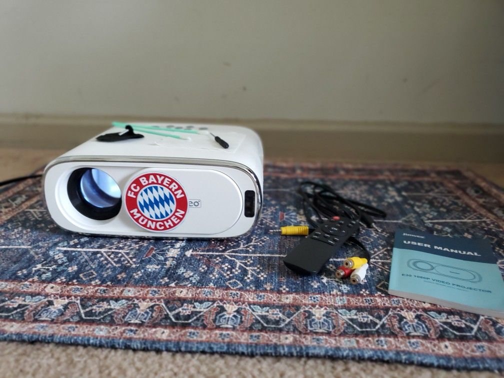Jimveo E30 1080P VIDEO PROJECTOR
