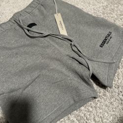 Essentials Shorts