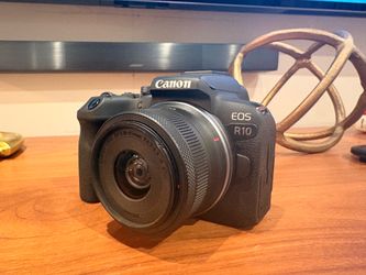 Canon EOS R10 RF-S18-45mm F4.5-6.3 IS STM Lens Kit