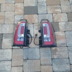 tail light GMC YUKON 