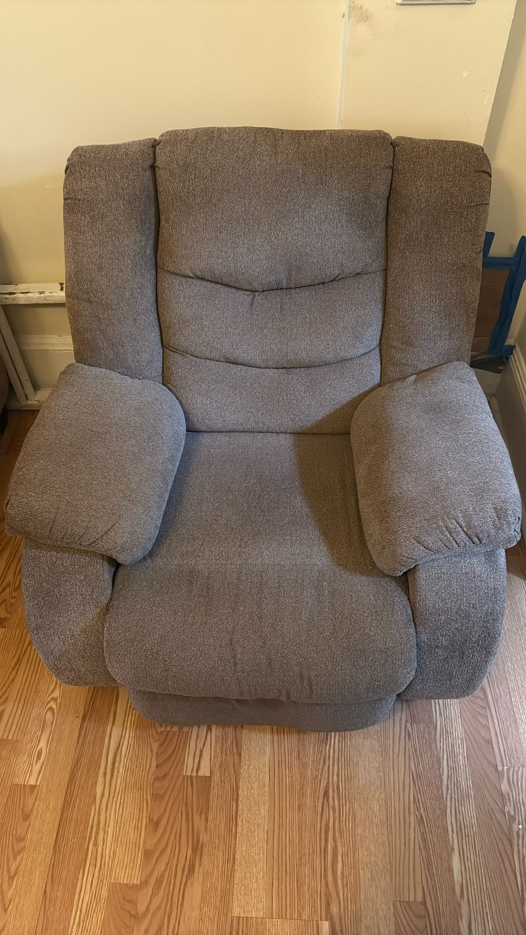 Recliner Chair