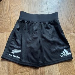 Adidas All black shorts Brand new Never used