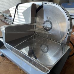 Deli Pro Meat Slicer
