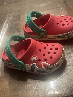 Crocs -Red Christmas Lights GET READY FOR THE HOLIDAYS