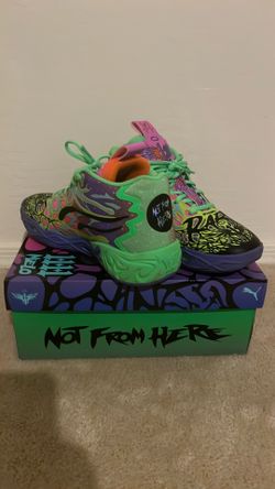 Puma LaMelo Ball’s size 7 basketball shoes