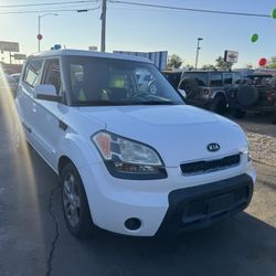 2010 Kia Soul + + 4dr Crossover 4A Price $3,950 Mileage 120,614